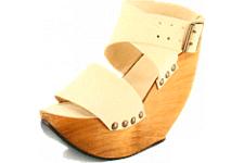 Minimarket Space Shoe Wood Wedge Sandal White. betala 1123.5kr