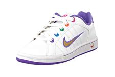 Nike Court Tradition 2 Plus (GS) White Mtllcg. betala 347.9kr