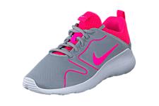Nike Wmns Nike Kaishi 2.0 Wolf Grey Pink Blast White. betala 448.2kr
